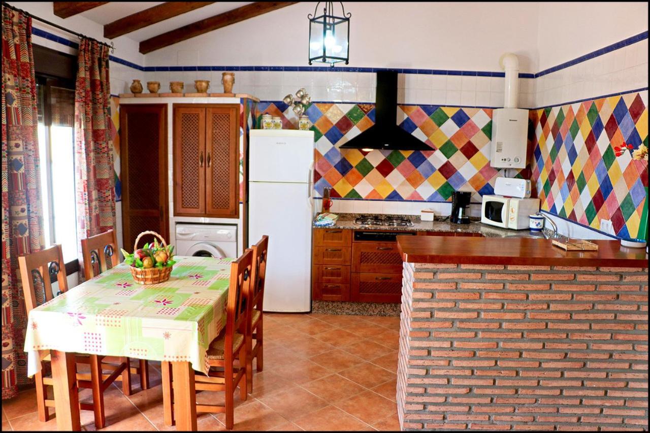 Chalet Con Piscina Privada Конил-де-ла-Фронтера Екстериор снимка